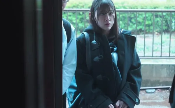 diễn viên sex trung quốc Em học sinh nghiêm túc đến nhà cậu bạn cá biệt định mách phụ huynh nhưng nào ngờ…